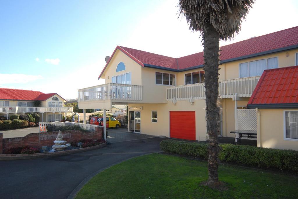 Bk'S Fountain Court Motel Napier Bagian luar foto